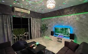 Mercu Summer Suite Klcc With Karaoke & Playstation